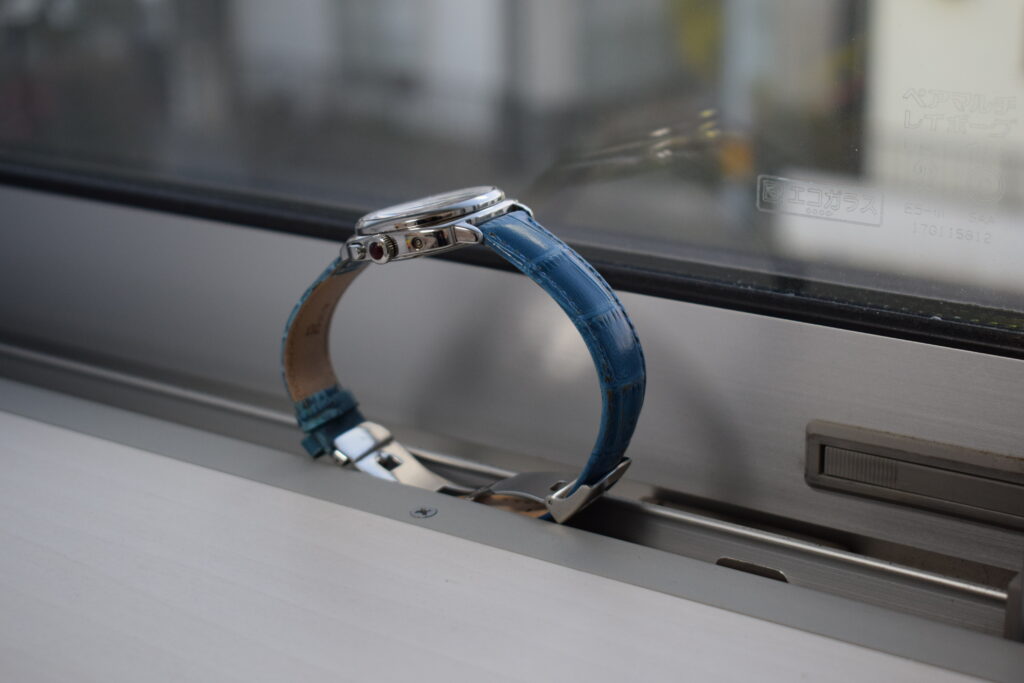 端材と１００均アイテムで作る腕時計スタンド／腕時計２本用 | Kazu 